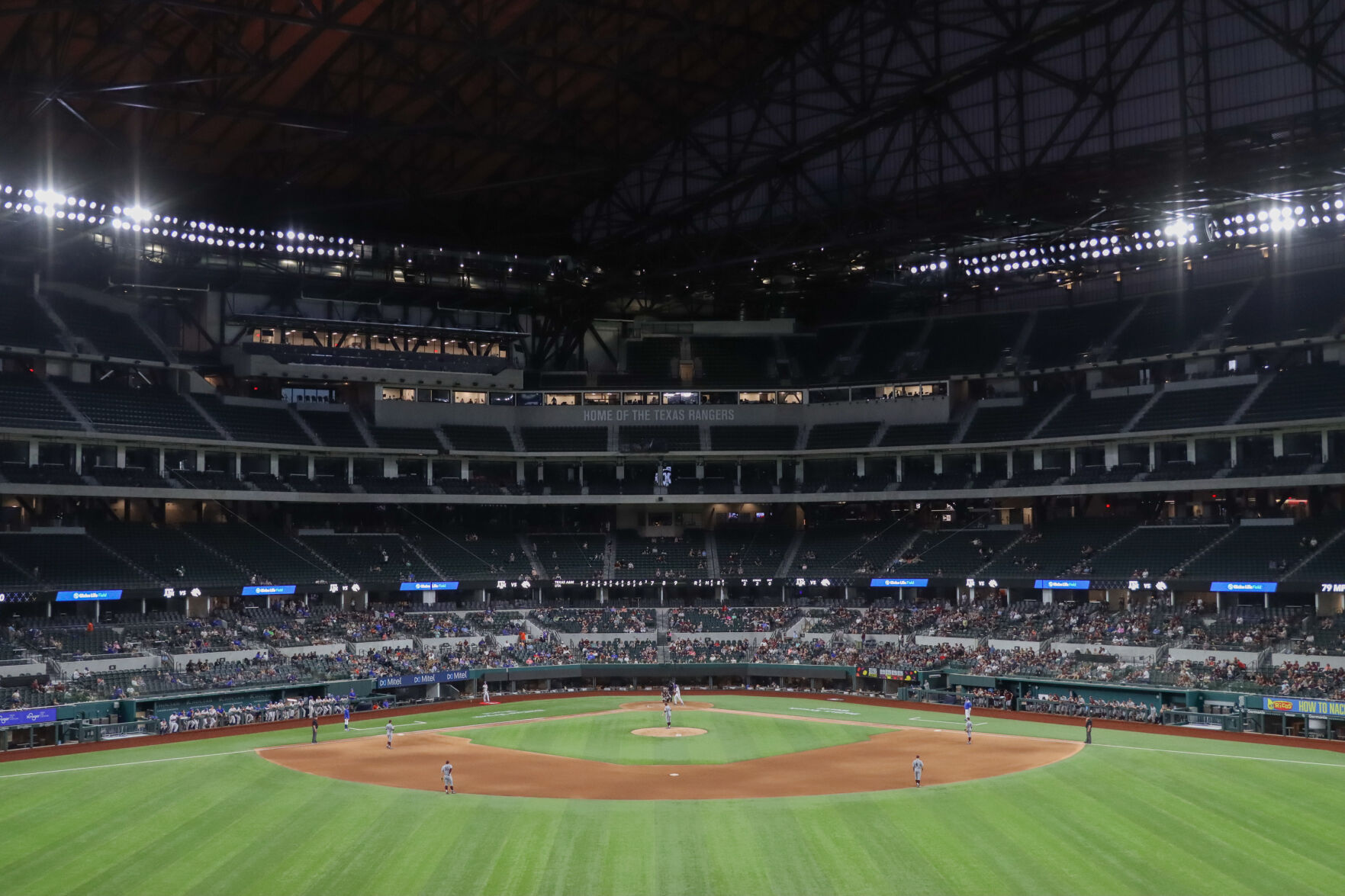Photos: Mavericks lose 8-4 against Texas A&M University despite early lead